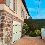 Maison Avec Grand Jardin Holiday home *