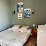 Maison Avec Grand Jardin Holiday home *