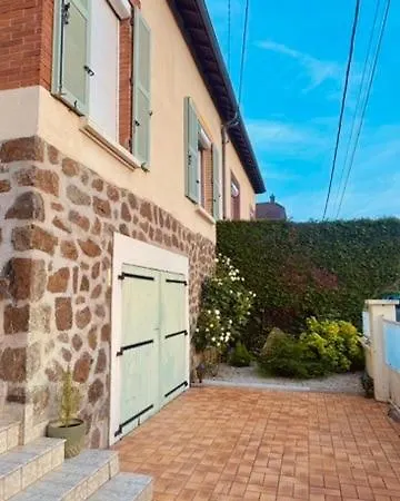 Maison Avec Grand Jardin Дом отдыха *