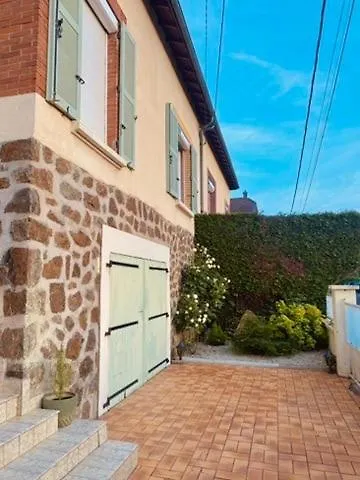 Maison Avec Grand Jardin Дом отдыха *